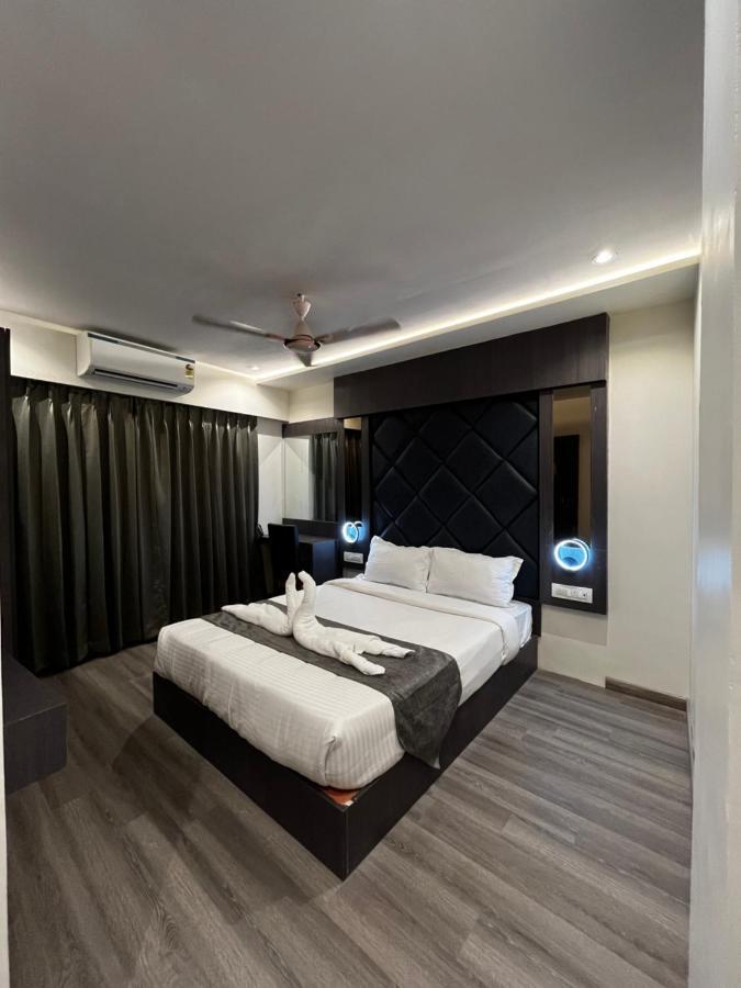 Hotel Classio Andheri - Near Dn Nagar Metro Station Mumbai  Buitenkant foto