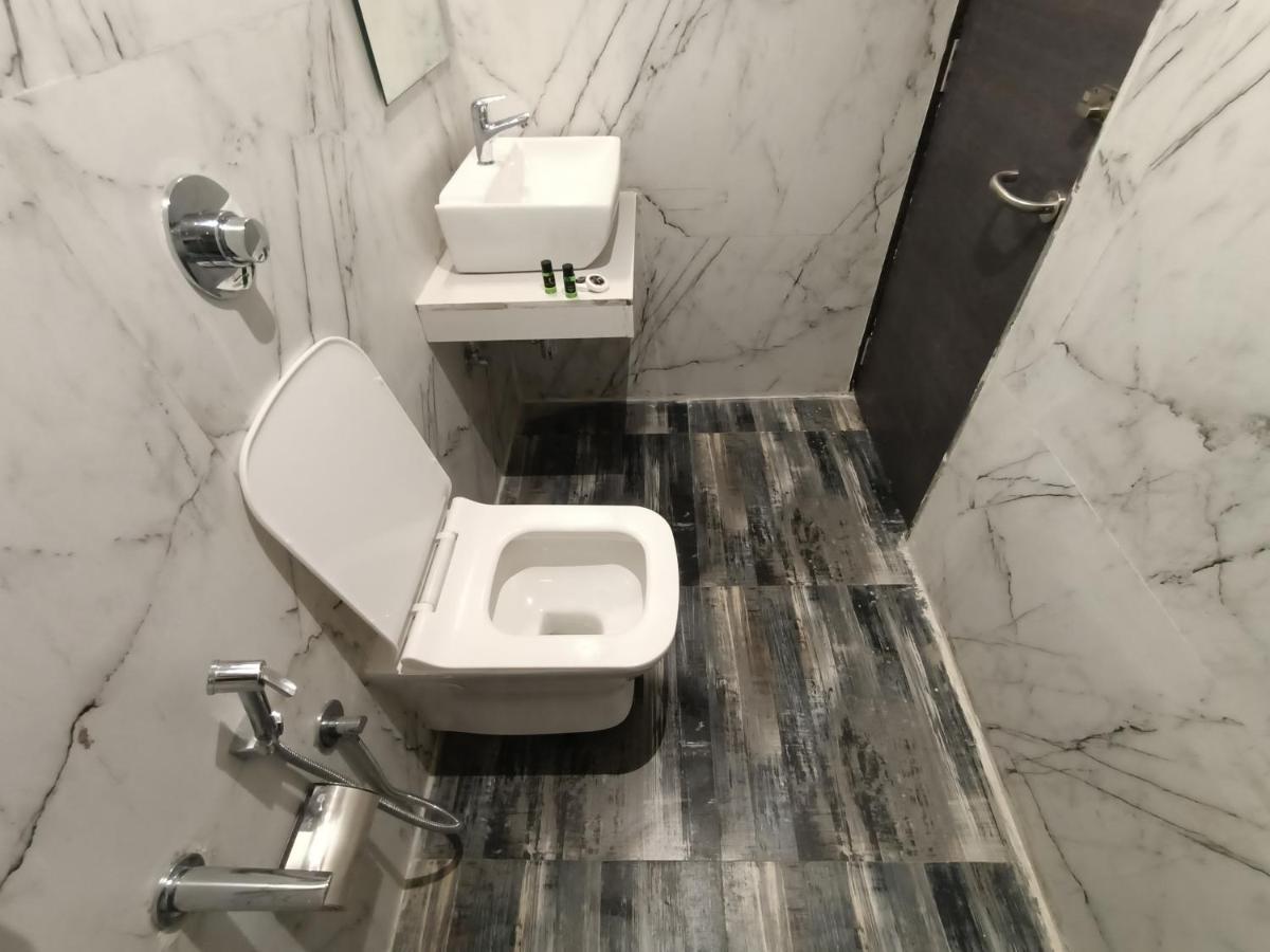Hotel Classio Andheri - Near Dn Nagar Metro Station Mumbai  Buitenkant foto