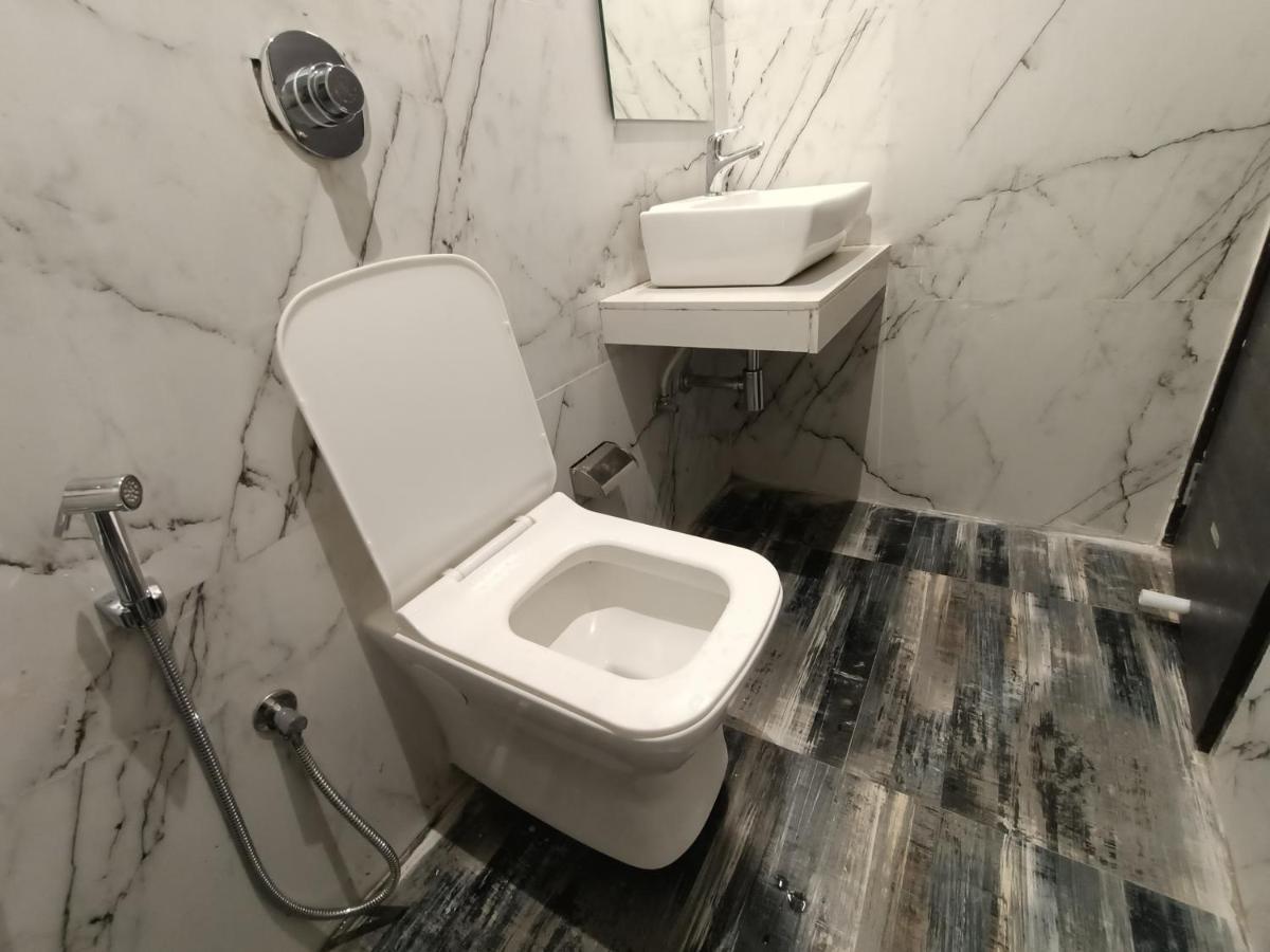 Hotel Classio Andheri - Near Dn Nagar Metro Station Mumbai  Buitenkant foto